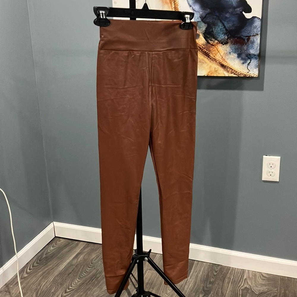 NWOT Women’s Leather Leggings (Brown)